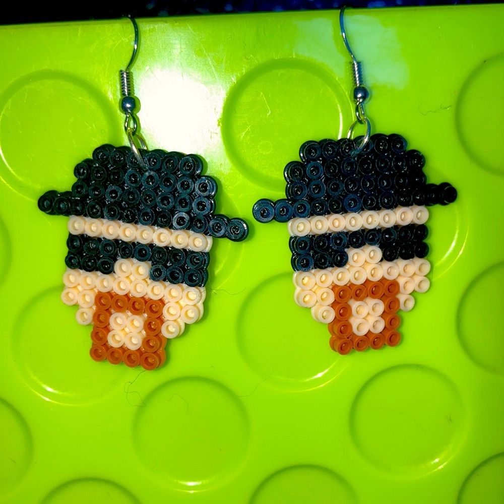 Heisenberg earrings $10